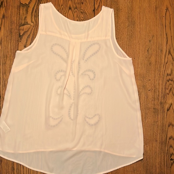 EUC Maurice’s light peach sheer tank top - Picture 10 of 12